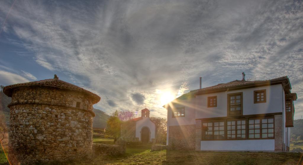 Hotel Casona Cuervo San Tirso de Candamo Dış mekan fotoğraf